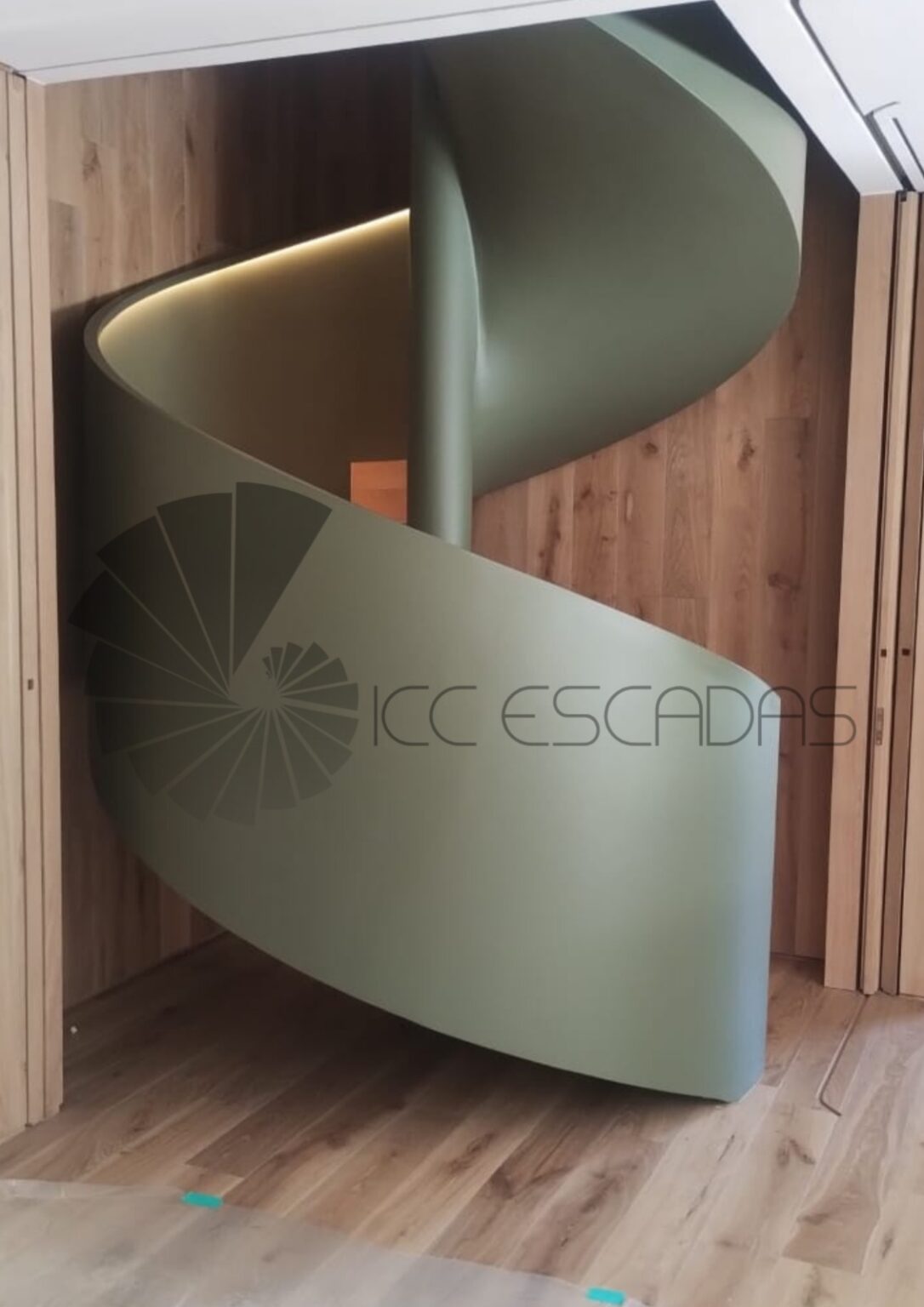Escadas Metálicas - Icc escadas